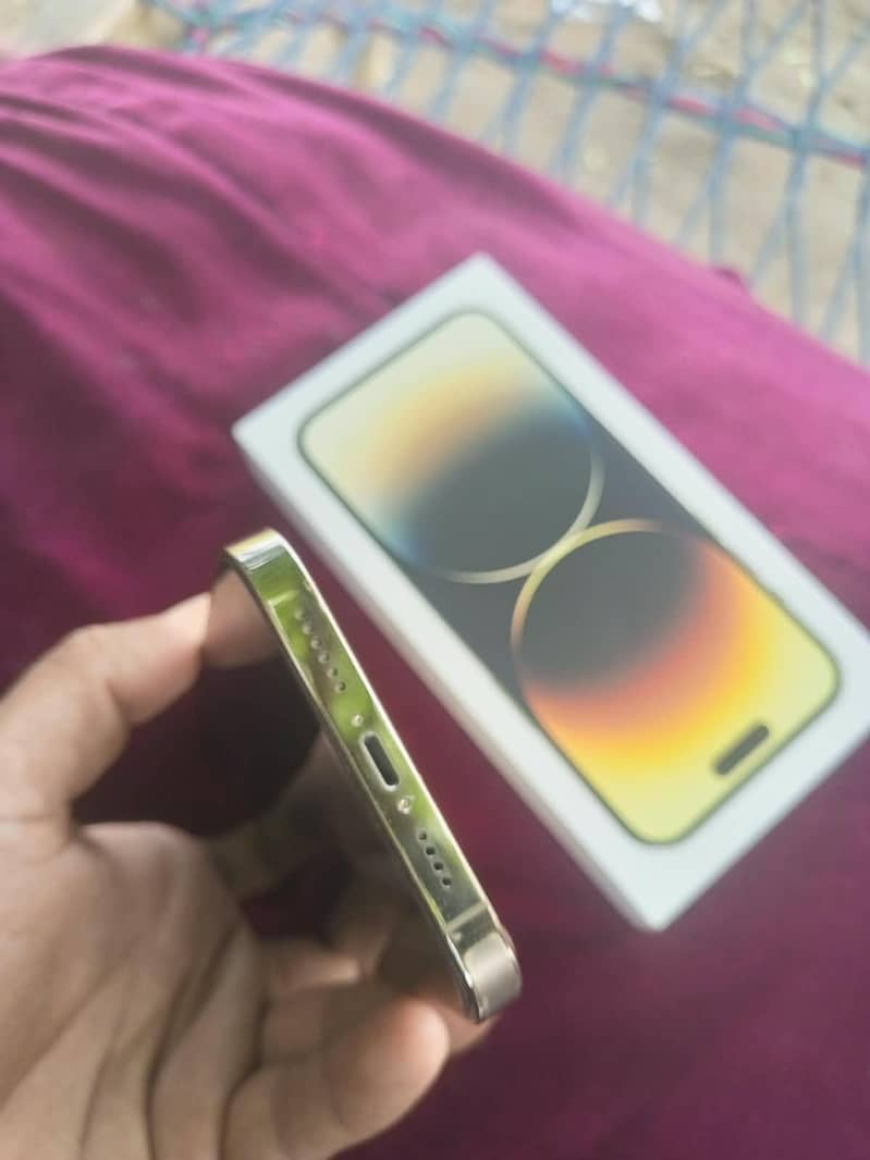 Apple iPhone 14 Pro Max 3