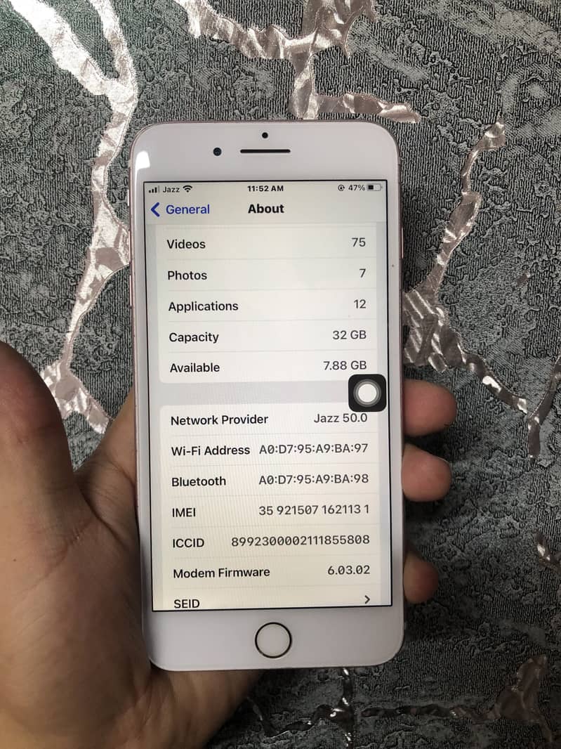 Apple iPhone 7 Plus 3