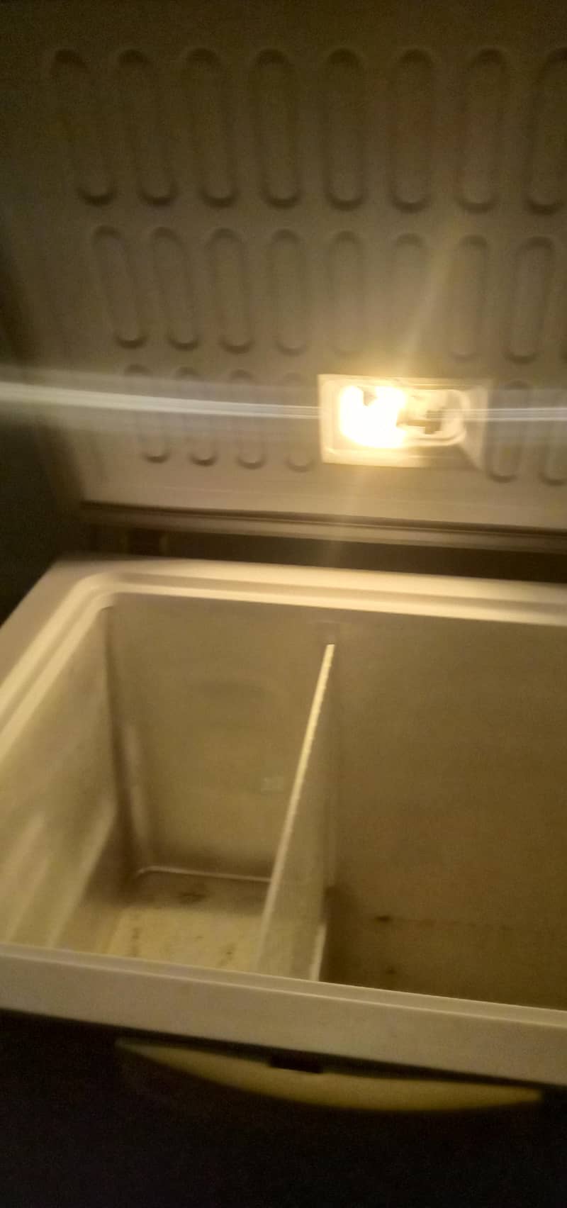 deep freezer with good condition 5