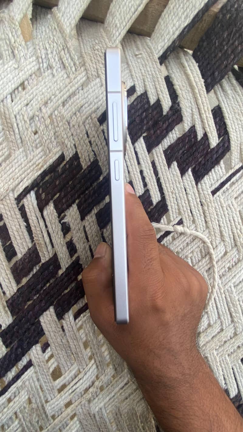 One Plus 13R 3
