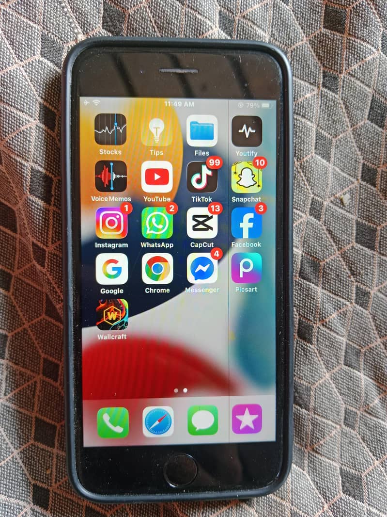Apple iPhone 7 1