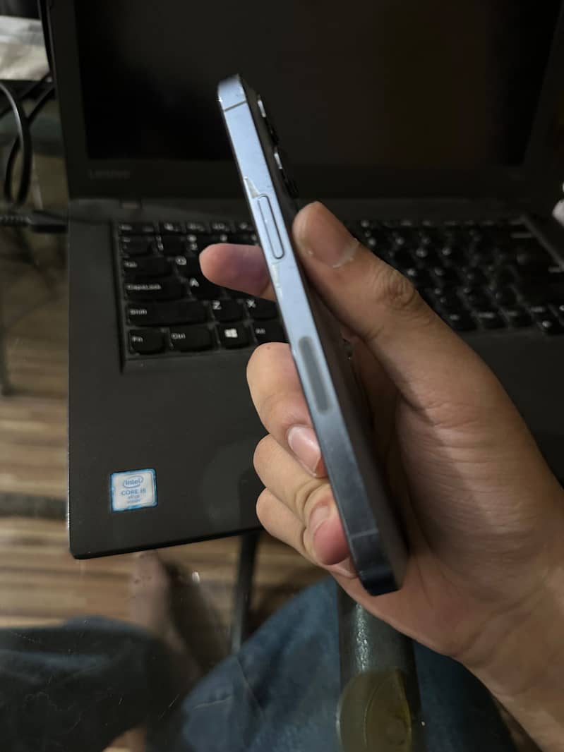 Apple iPhone 13 Pro 1
