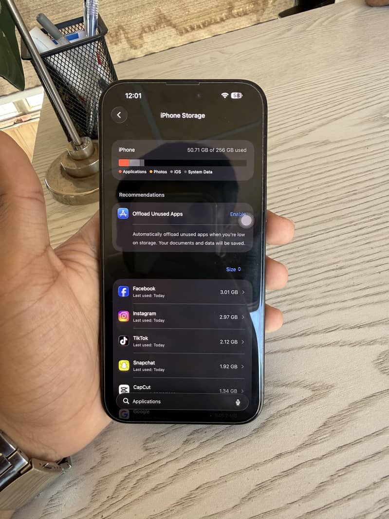 Apple iPhone 15 Pro Max 6
