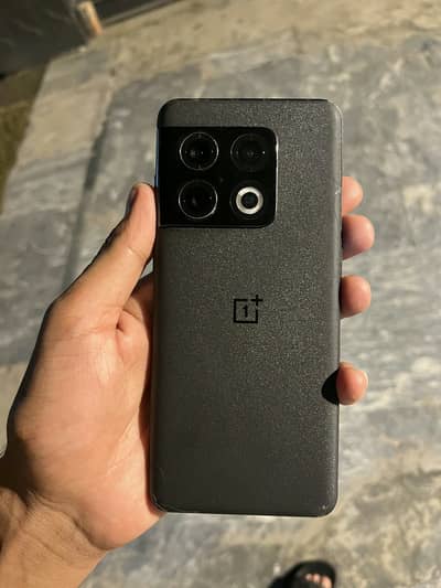 One Plus 10 Pro