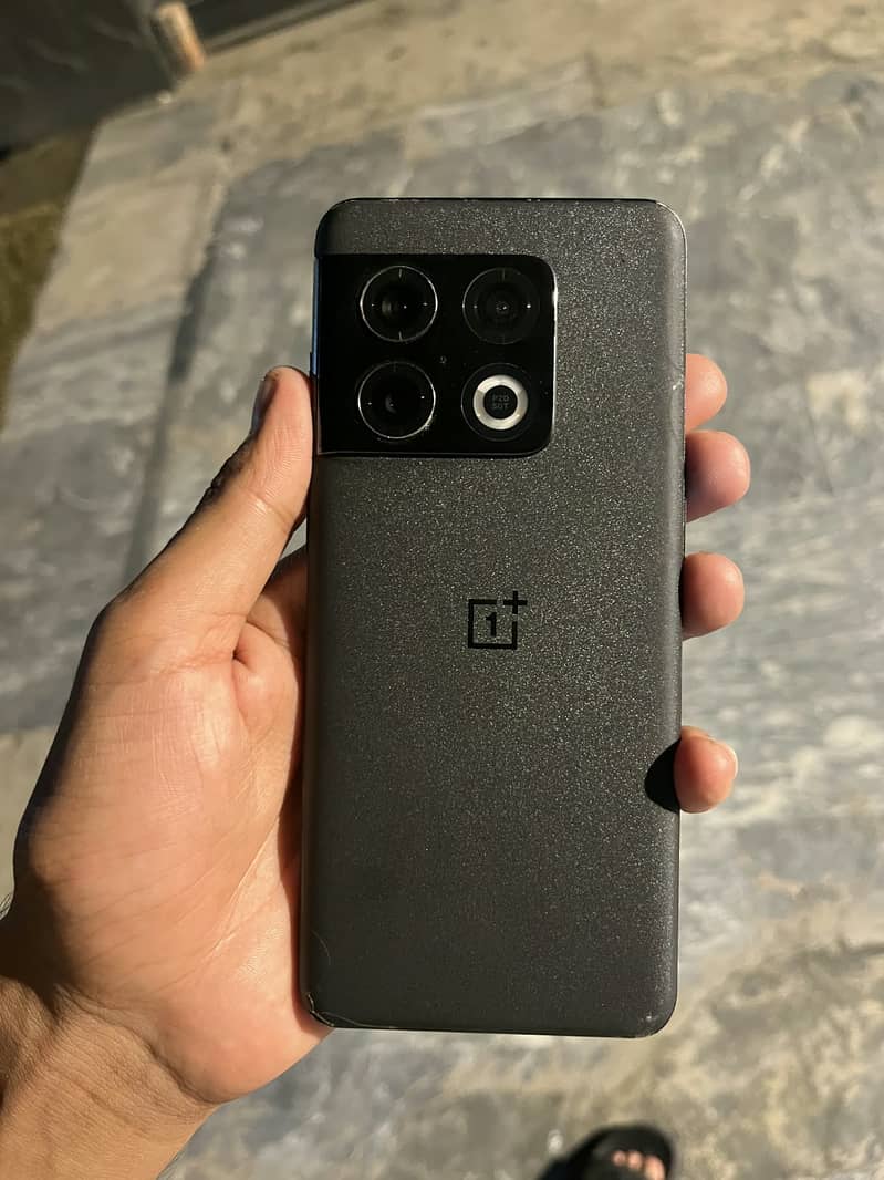 One Plus 10 Pro 0