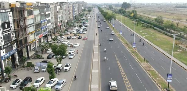 COMMERCIAL SPECIALIST IN DHA LHR