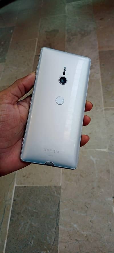 Sony XZ3  pta official aprove exchange only