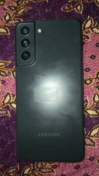 Samsung Mobile S21 FE no dot no line