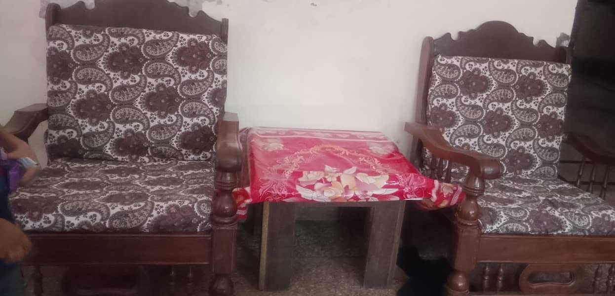 Selling Sofa Set 2