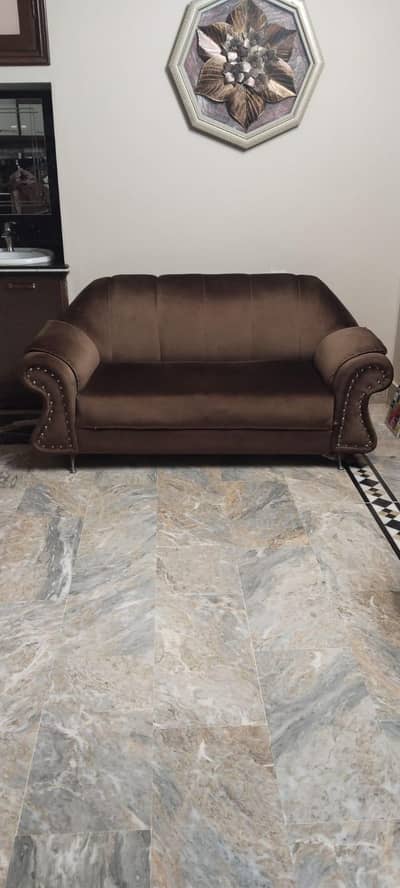 sofa for sell