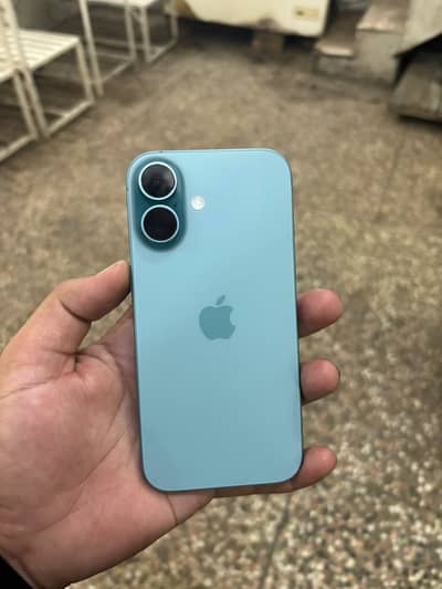 Apple iPhone 16