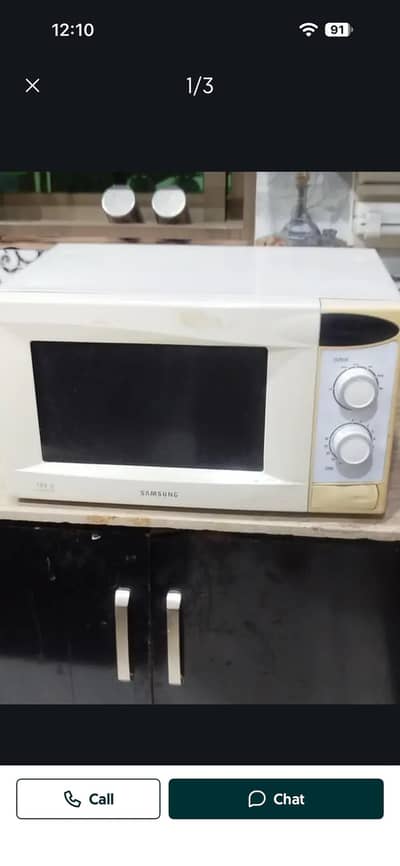 Samsung microwave oven for sale good clean condition