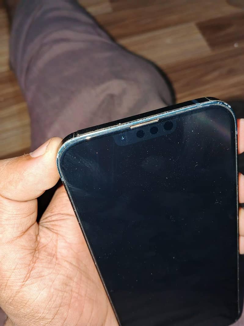 Apple iPhone 14 plus 4