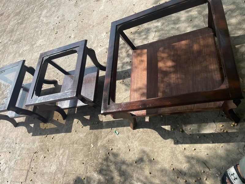 3 tables panted 9