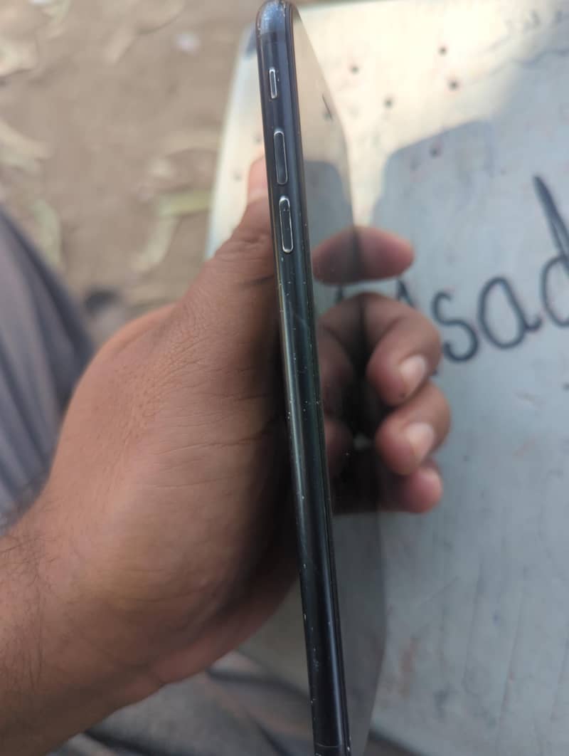 Apple iPhone 7 Plus 1