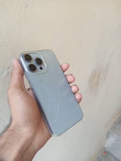 Apple iPhone XR into 13pro