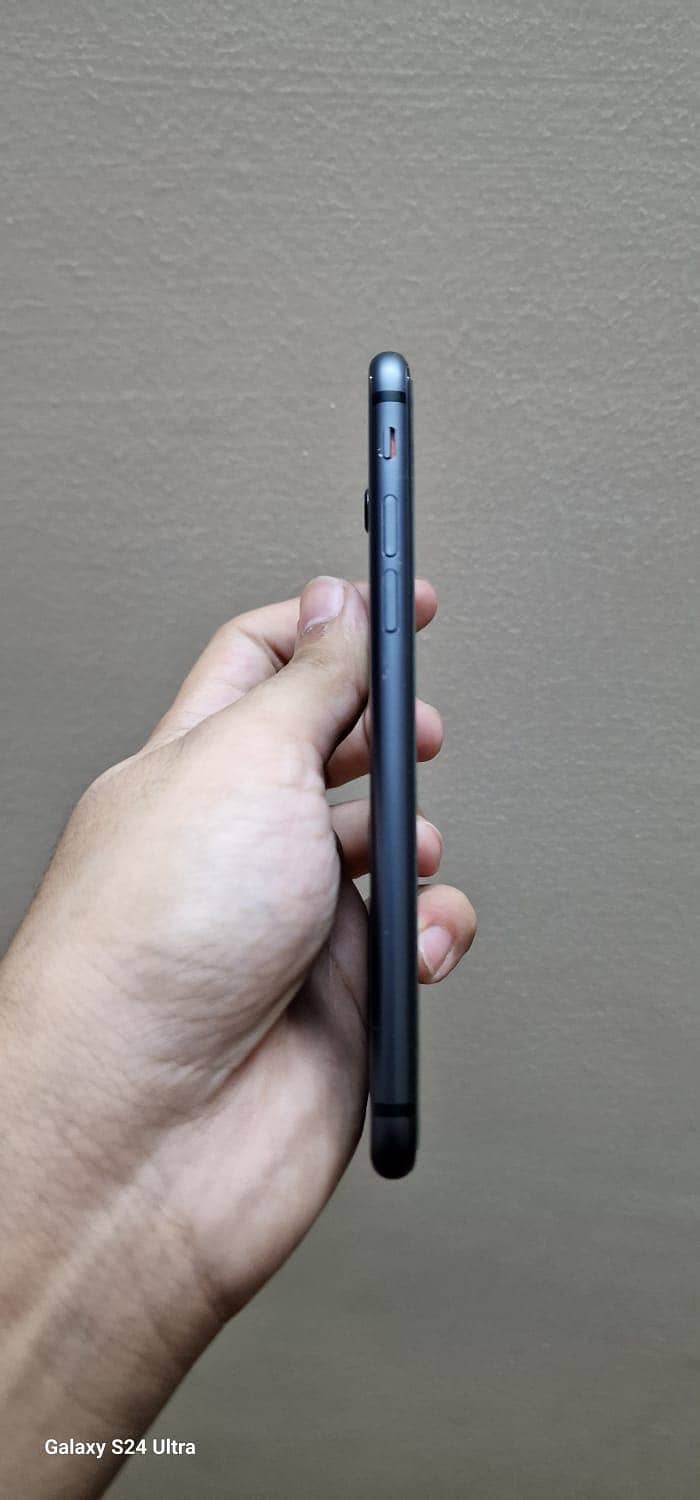 Apple iPhone 14 Pro Max 2