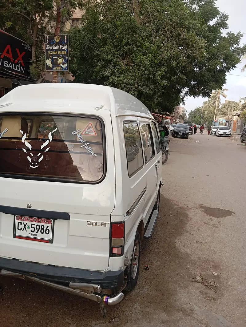suzuki bolan 2018 4