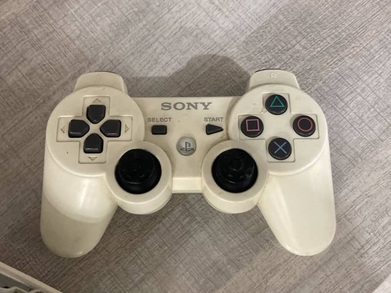Ps3 gaming consloe 8