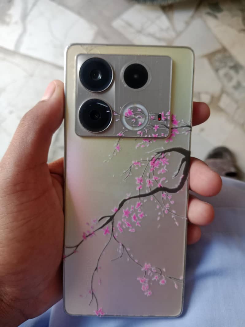 Infinix Note 40 0