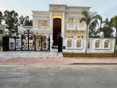 1 KANAL SPNISH HOUSE FOR SALE IN TULIP BLOCK SECTOR C BAHRIA TOWN LAHORE
