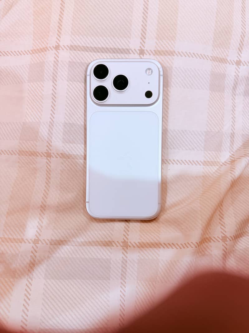 Apple iPhone 17 Pro 2