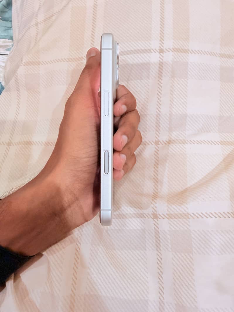 Apple iPhone 17 Pro 5