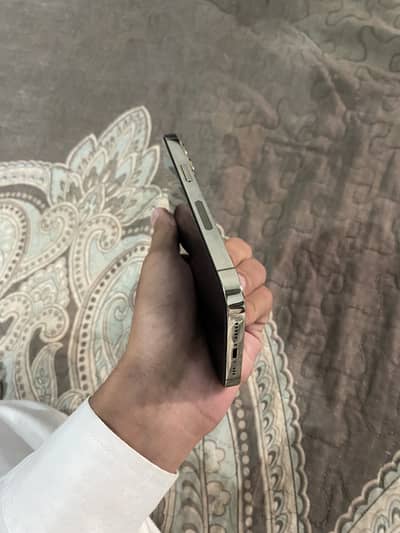 Apple iPhone 14 Pro