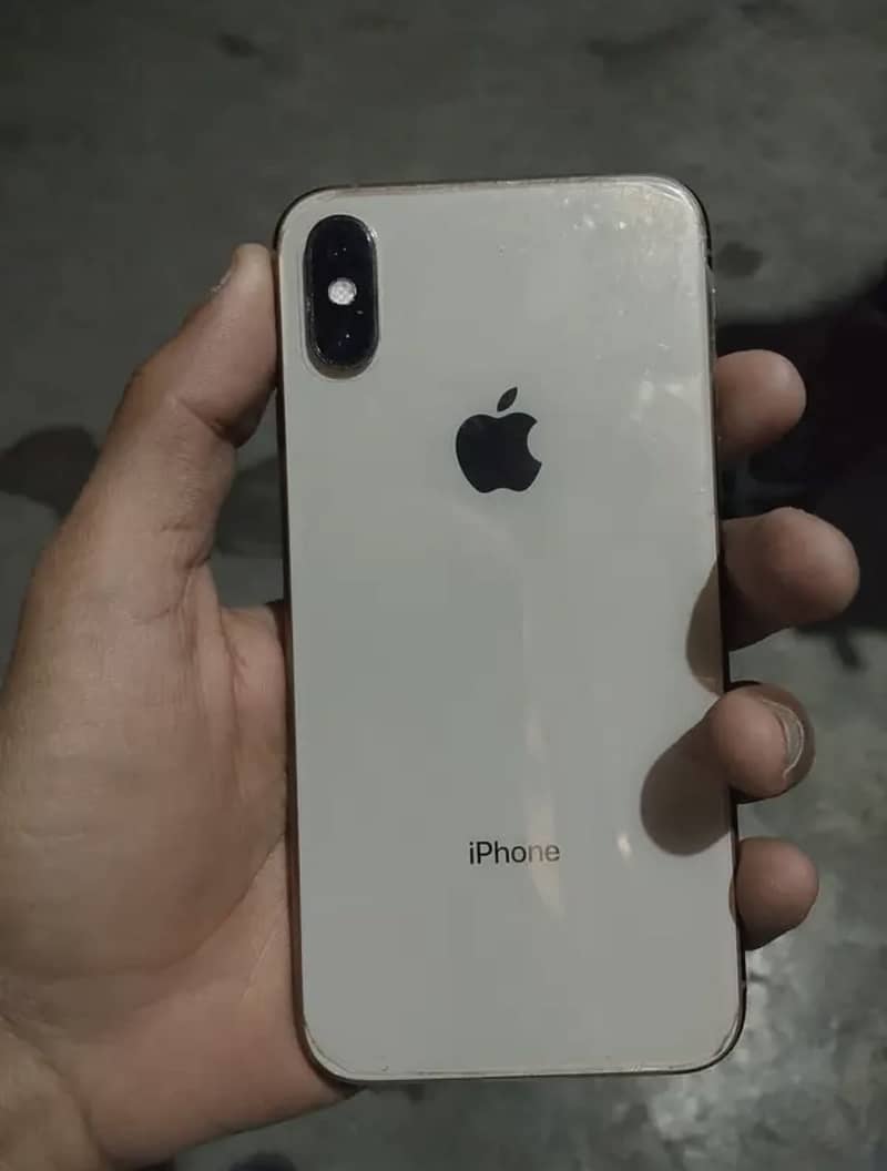 Apple iPhone XS 1