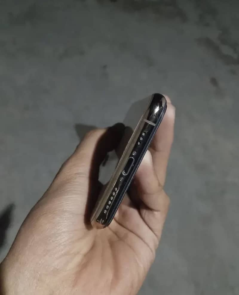 Apple iPhone XS 2