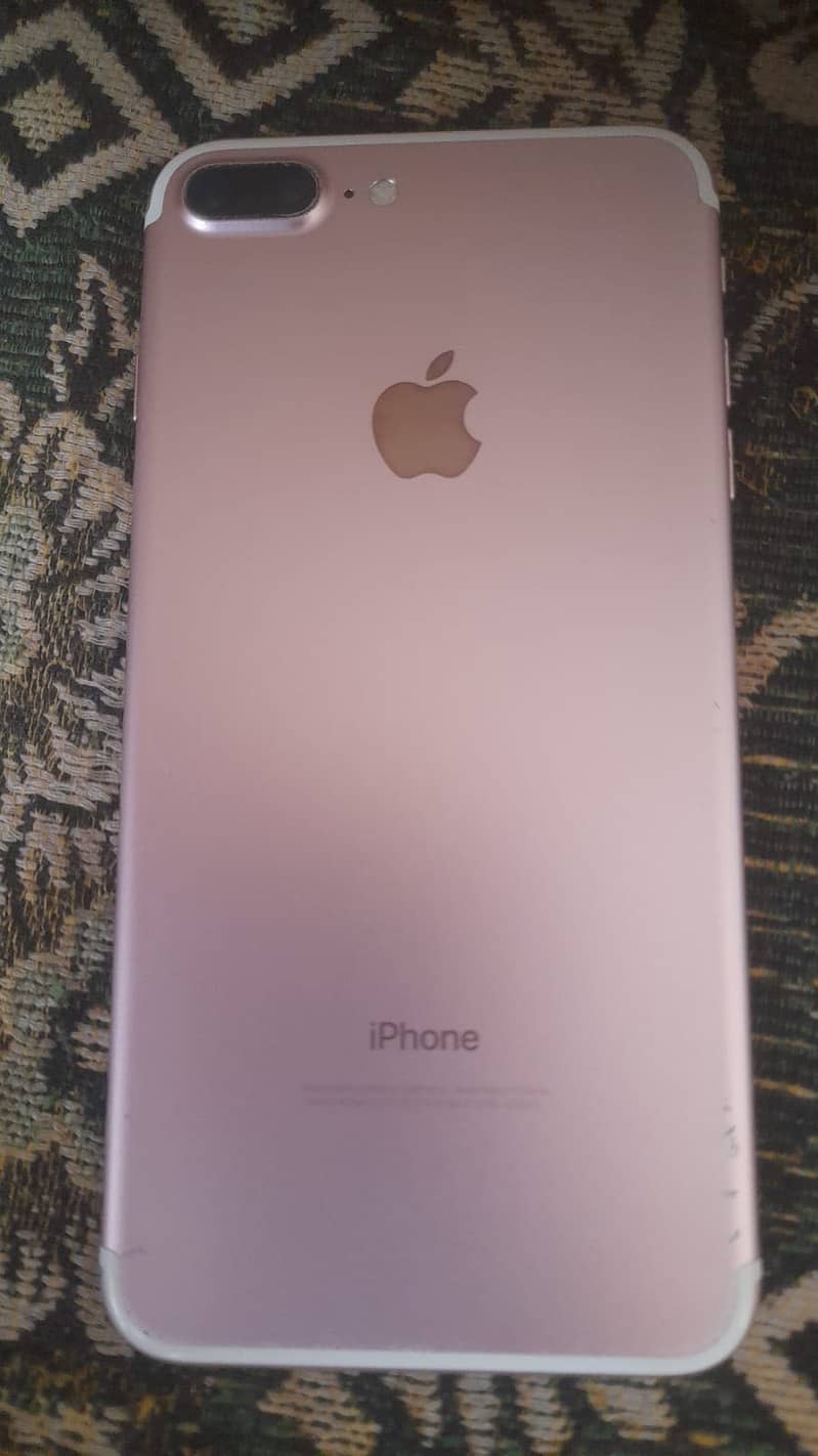 Apple iPhone 7 Plus 0