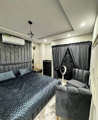 1 bedroom apartment available par day Empire Heights 2 phase 6