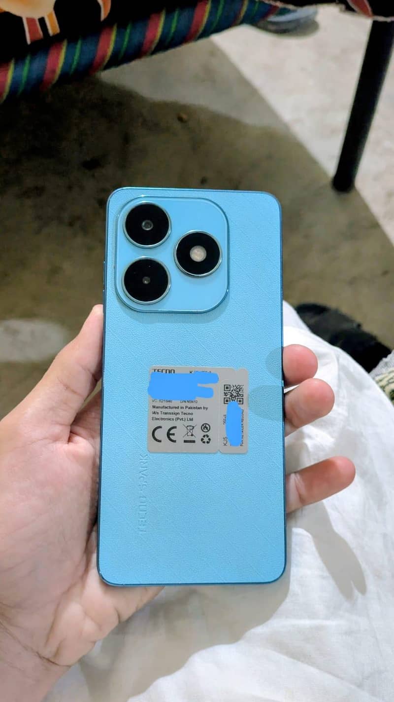 Tecno Spark 20 1