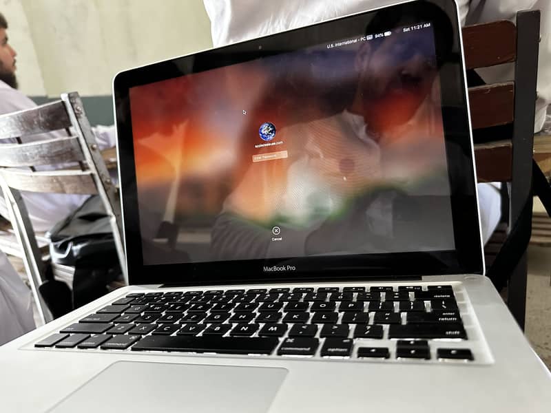Macbook pro 2011 3