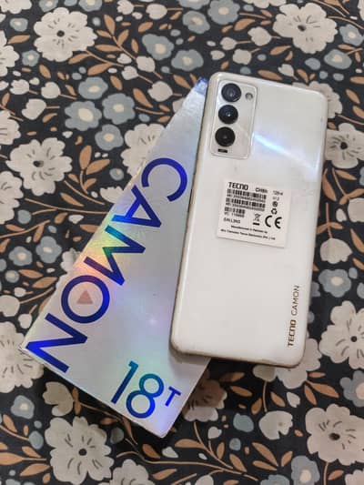 Tecno Camon 18