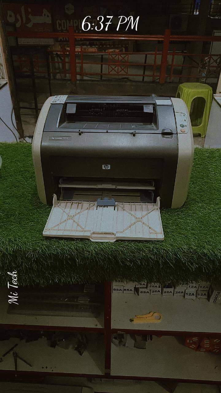 HP Laserjet 1010 Printer 0