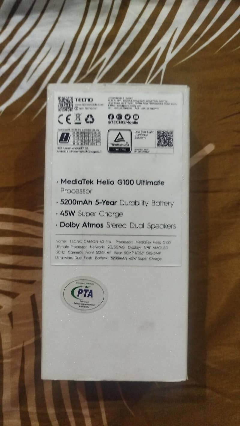 Tecno CAMON 40 Pro 1