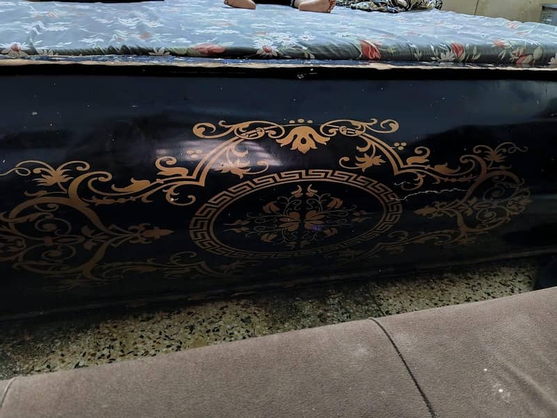 Bed set -  Dressing Tabke 3