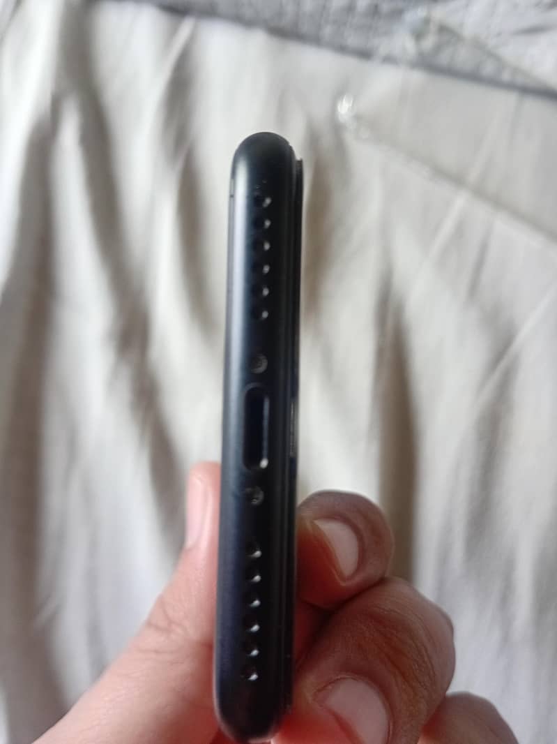 Apple iPhone SE 4