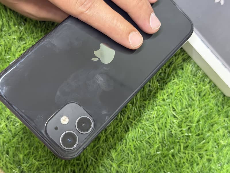 Apple iPhone 11 6