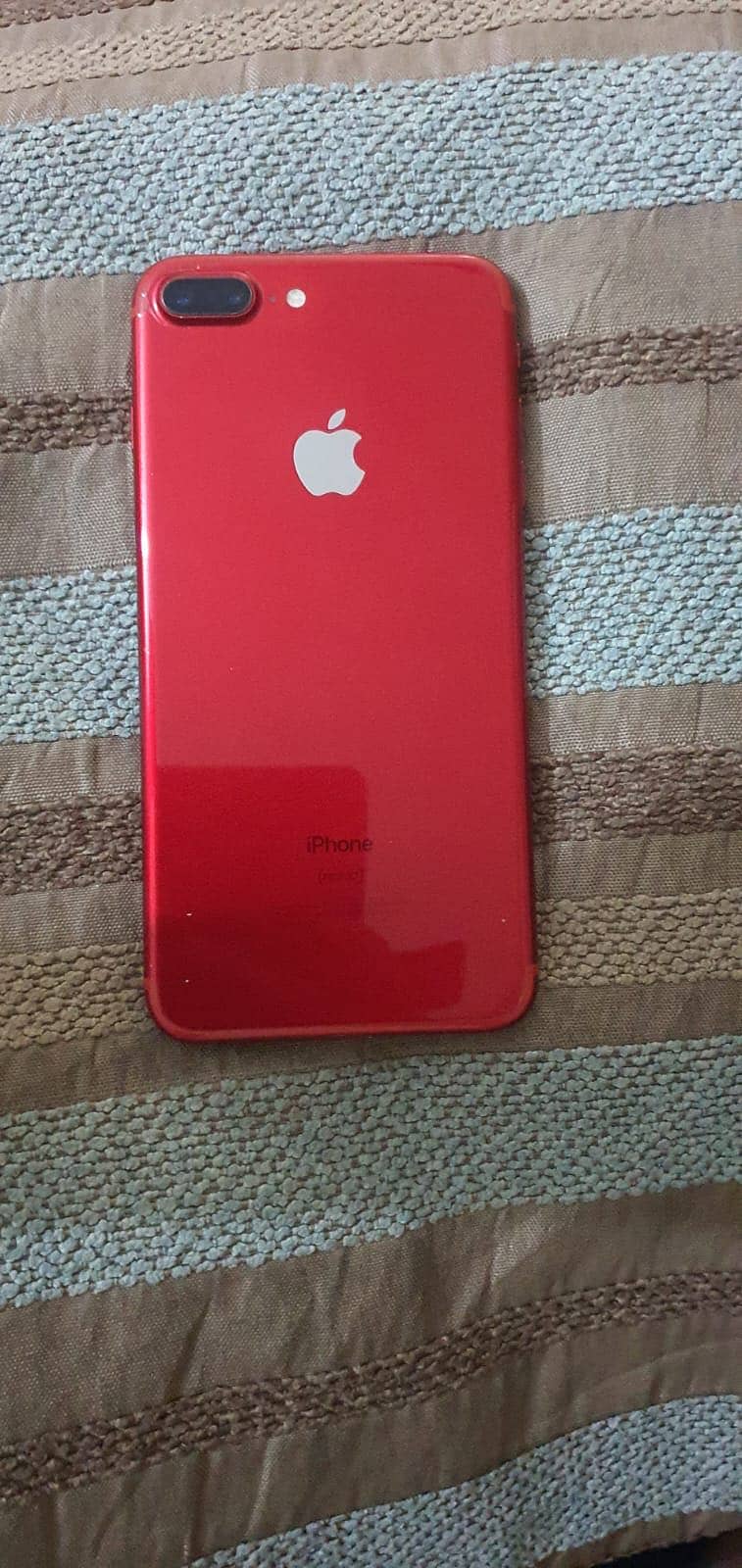 Apple iPhone 7 Plus 2