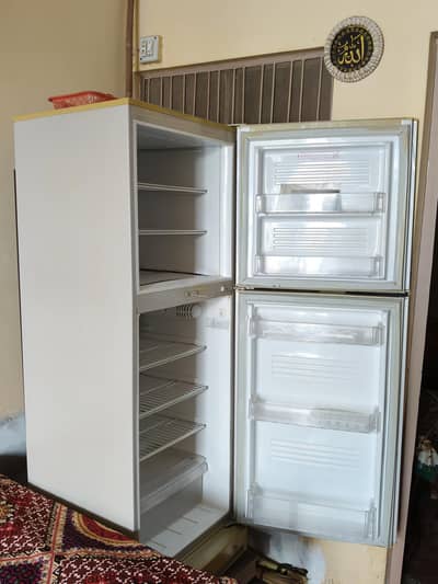 PEL DESIRE PRD-130 REFRIGERATOR