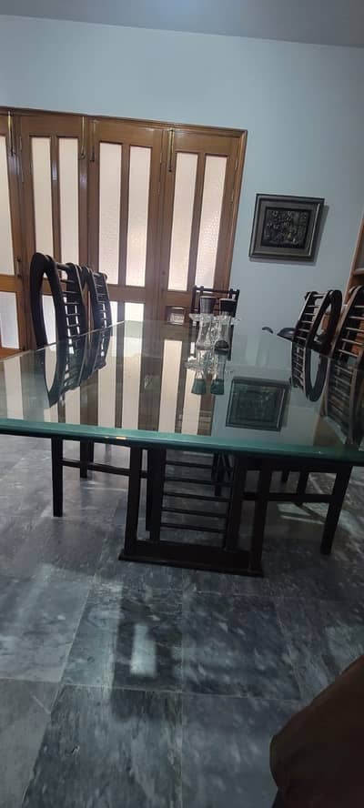 6 Seater Dinning Table for sale