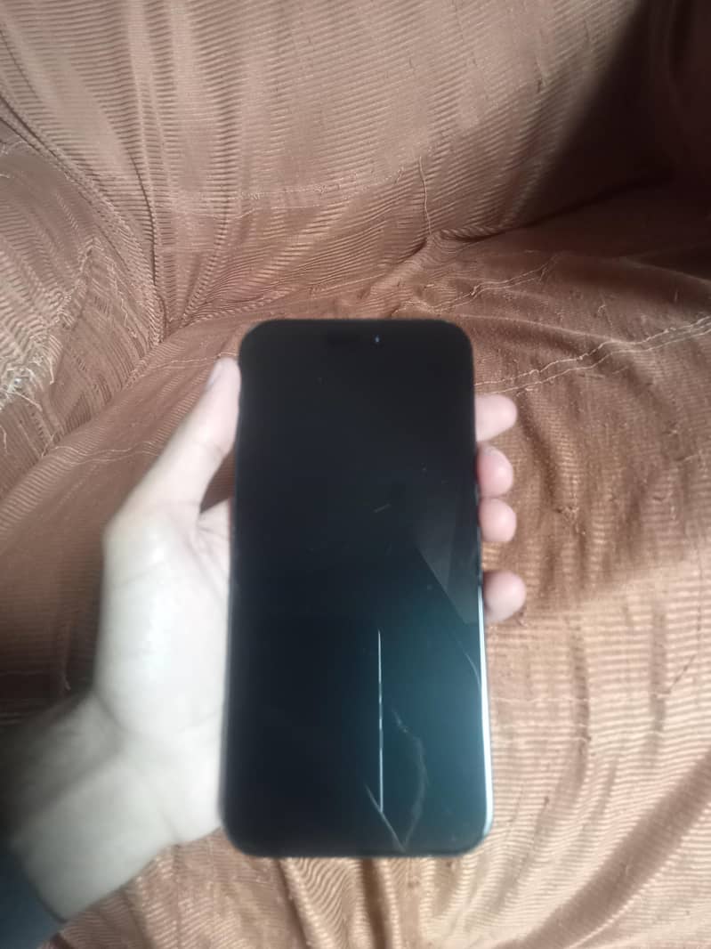 iPhone 16 Pro Max bypass 1