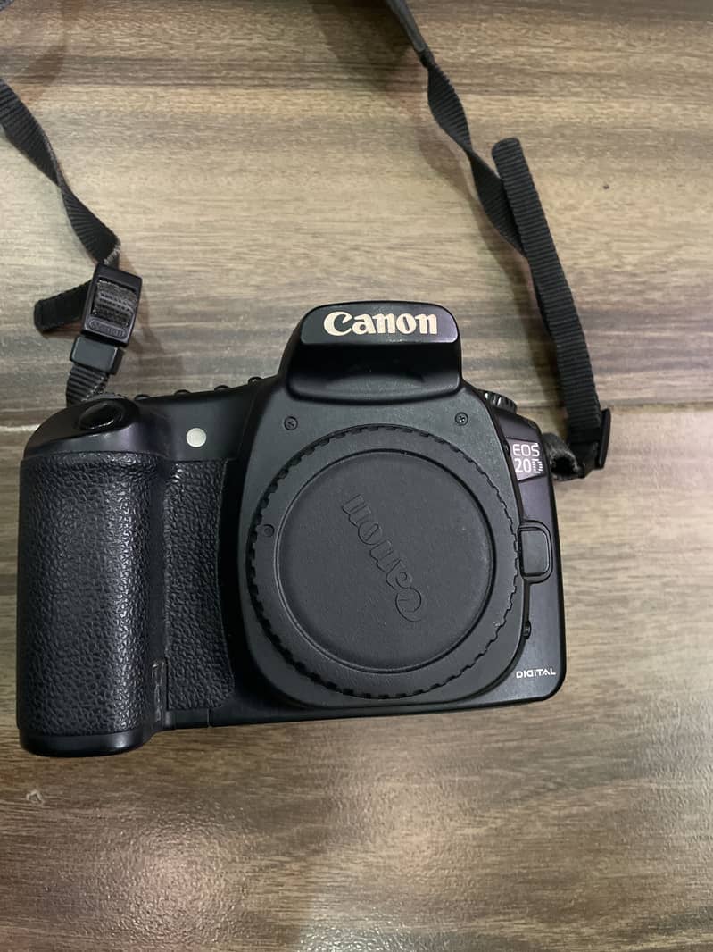 Canon Eos 20 D 0