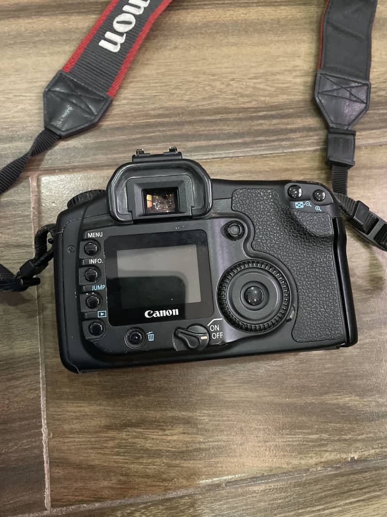 Canon Eos 20 D 1