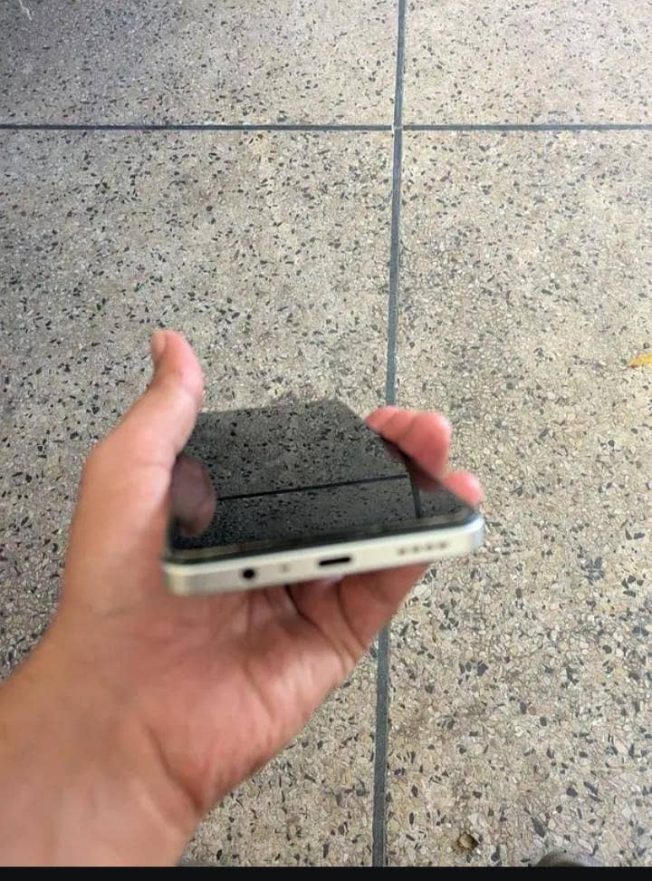 Realme C71 2