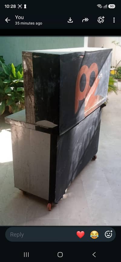 fast food delivery counter