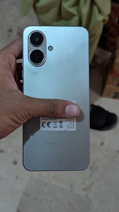 Tecno Spark Go 2