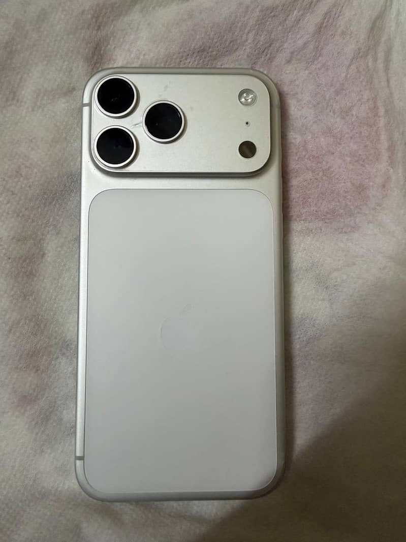 17 pro max 5